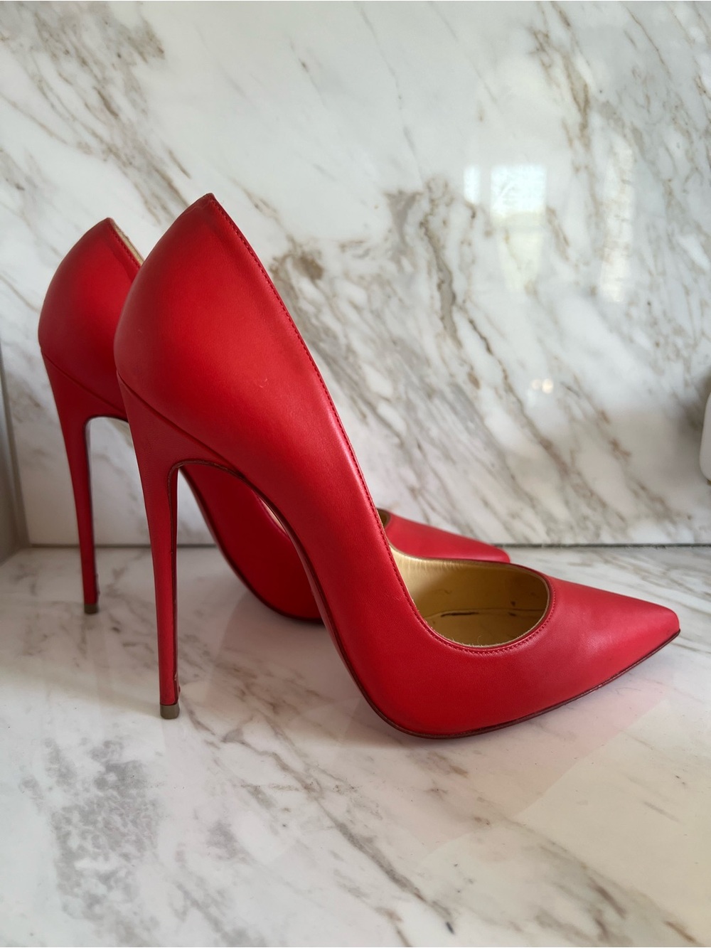 Christian Louboutin So Kate 120mm EU39 red